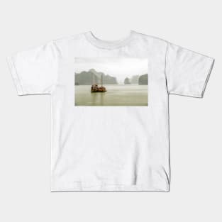 Halong Bay Vista 01 Kids T-Shirt